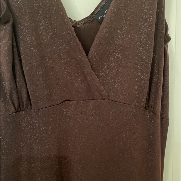 My Michelle sparkly burgundy dress - Picture 2 of 9